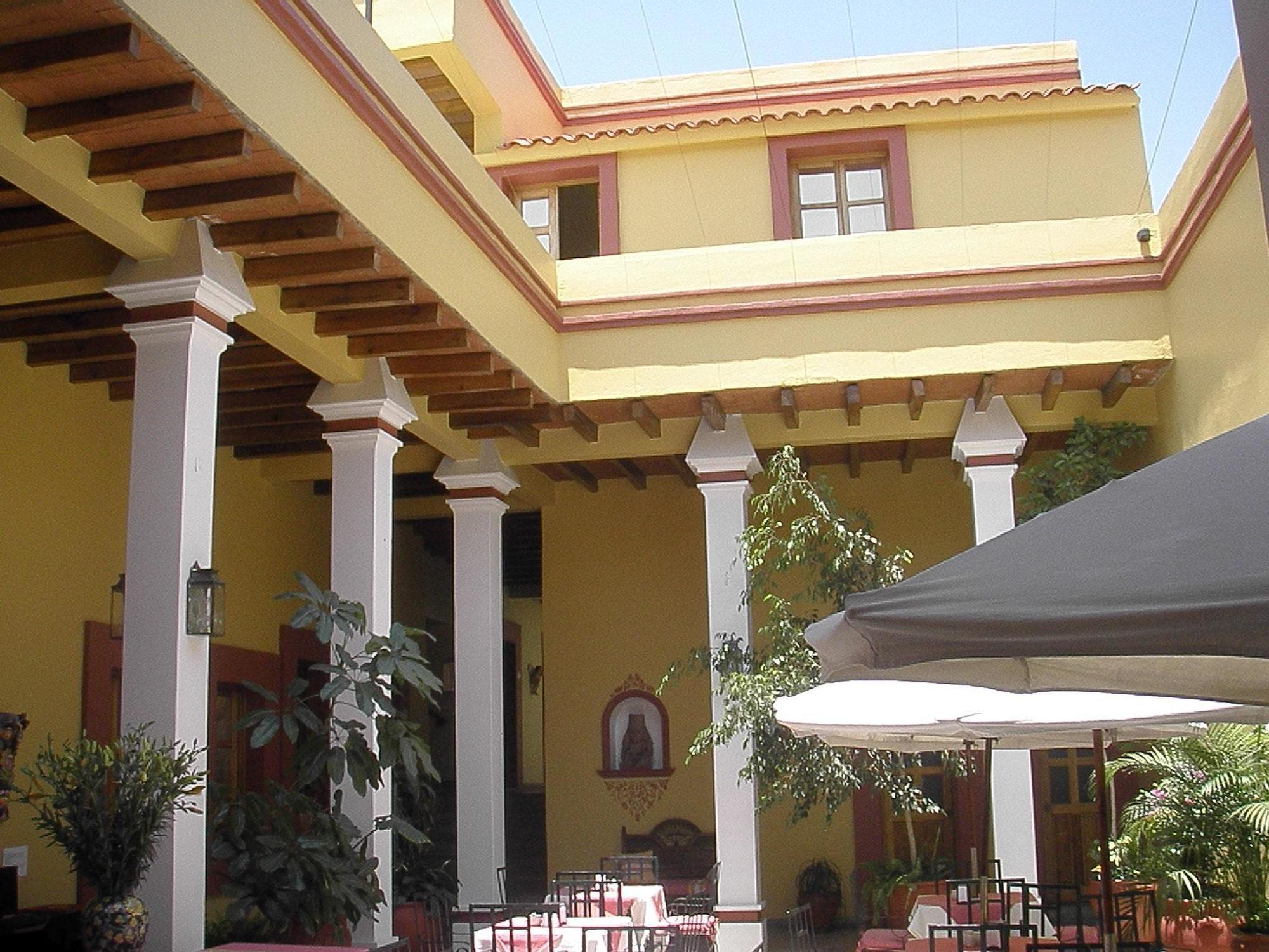 فندق آيتانا Oaxaca المظهر الخارجي الصورة